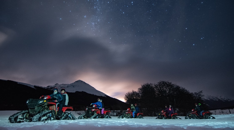 noches blancas excursion que forma parte de las 5 mejores excursiones de invierno en ushuaia