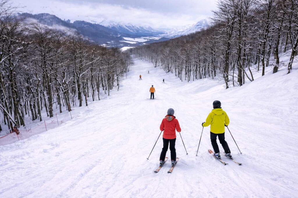 Esquí alpino en Ushuaia en pista del Cerro Castor
